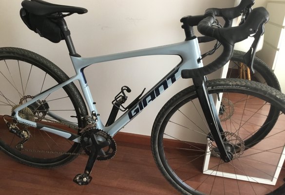 Giant Revolt Carretera 2