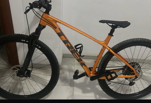 TREK Montaña
